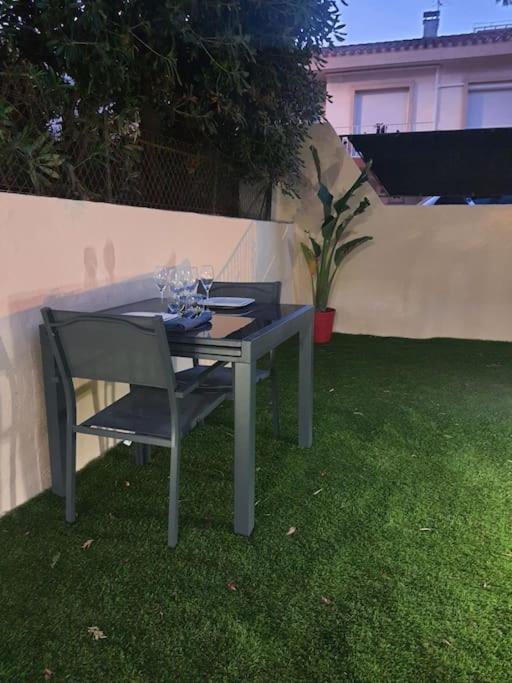 Superbe appartement avec jacuzzi et extérieur Perpignano Esterno foto