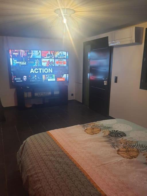 Superbe appartement avec jacuzzi et extérieur Perpignano Esterno foto