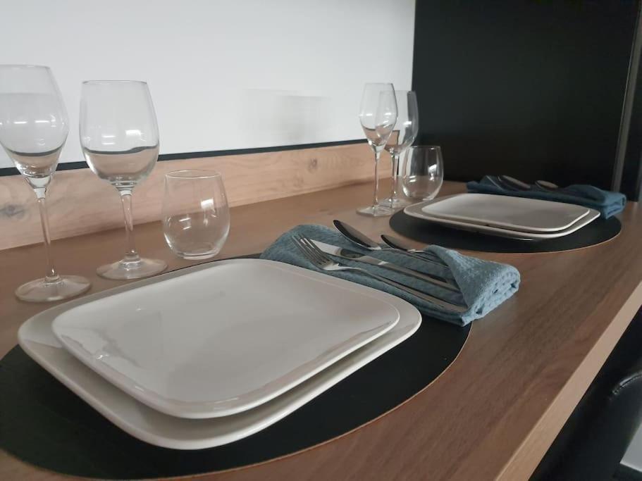 Superbe appartement avec jacuzzi et extérieur Perpignano Esterno foto