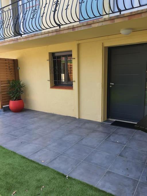 Superbe appartement avec jacuzzi et extérieur Perpignano Esterno foto